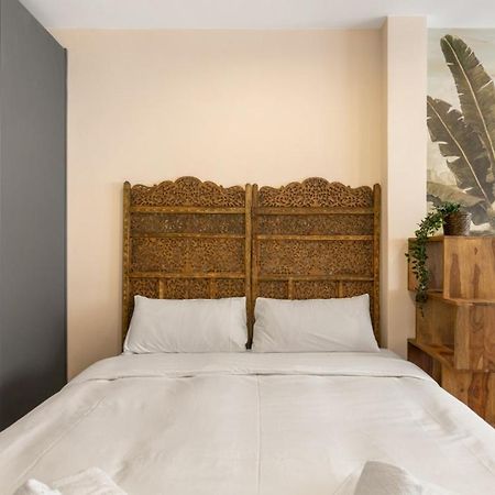 1 Bedroom 1 Bathroom Furnished - Chueca - Modern Functional - Mintystay Madrid Exterior photo